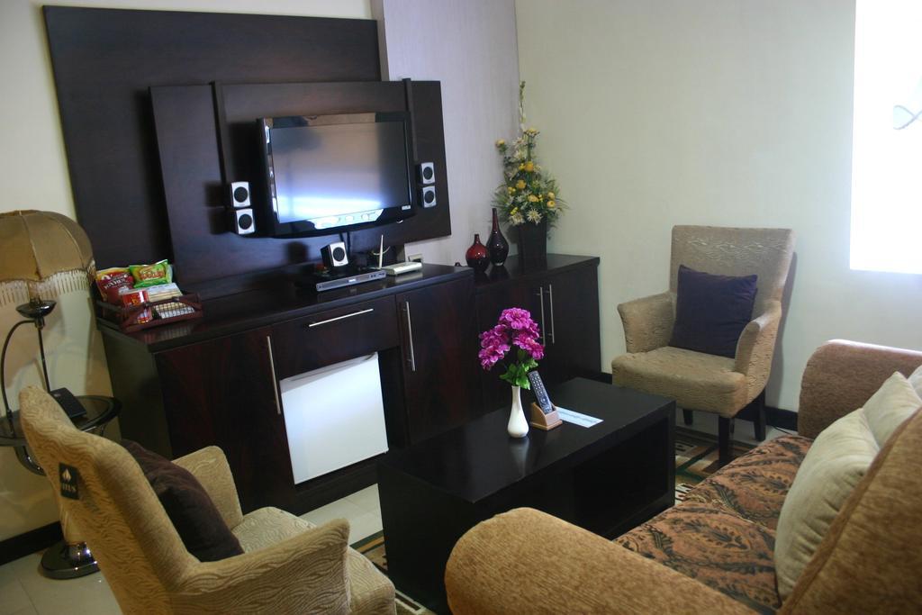 Royal Mamberamo Hotel Sorong Rum bild